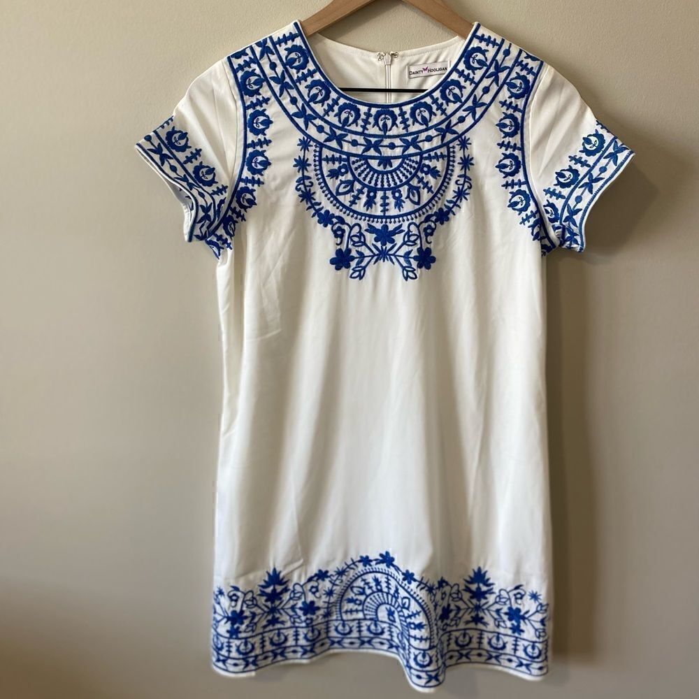 Dainty Hooligan Embroidered Shift Dress Blue White Small